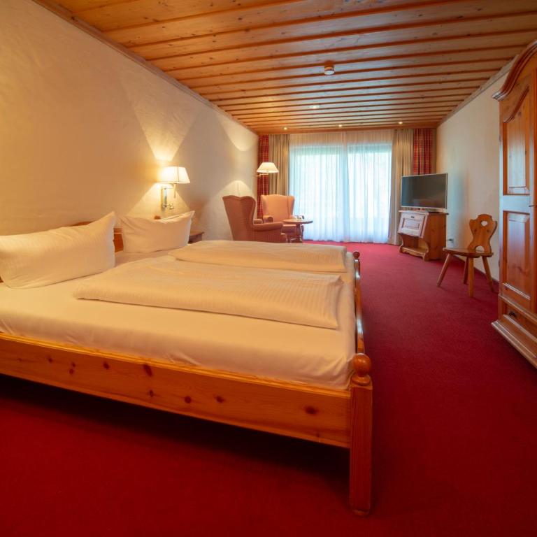 Seehotel Weissensee - Doppelzimmer mit Seeblick - 1