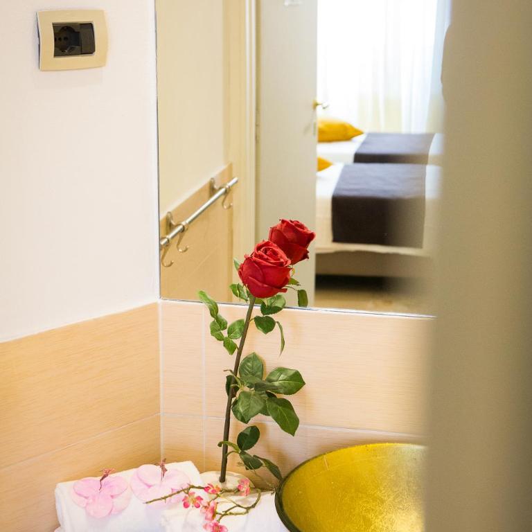 Nerva Accommodation Cavour - Camera Matrimoniale/Doppia con Letti Singoli - 10