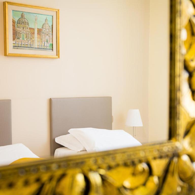 Nerva Accommodation Cavour - Camera Matrimoniale/Doppia con Letti Singoli - 11