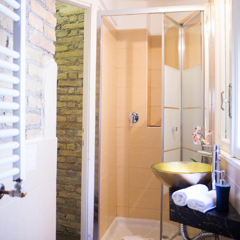 Nerva Accommodation Cavour - Camera Matrimoniale/Doppia con Letti Singoli - 17