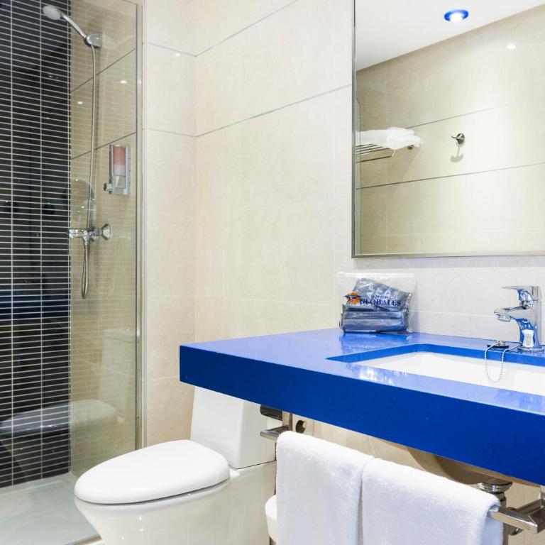 Globales Playa Estepona - Habitación Doble Superior con balcón - 7