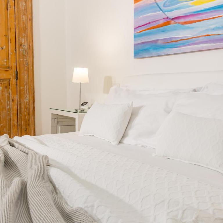 La Finestra sul Convitto B&B - Camera Matrimoniale Deluxe con 1 Letto Supplementare - 17