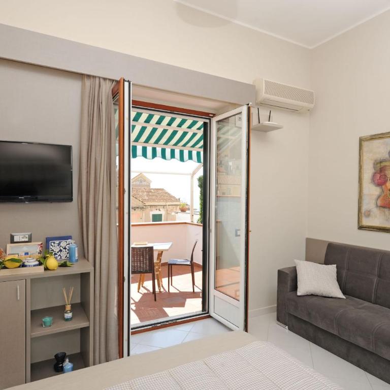 Beautiful Lights Guest House - Camera Deluxe Matrimoniale/Doppia con Letti Singoli con Vista Mare - 5