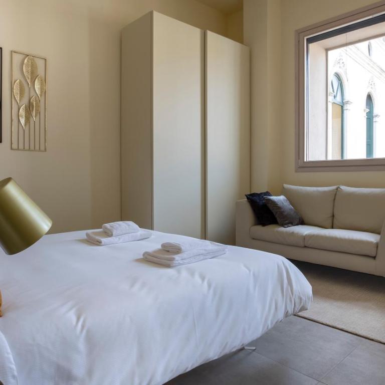 Erïk Langer Pedrocchi Suites - Monolocale Deluxe con Vista - 9