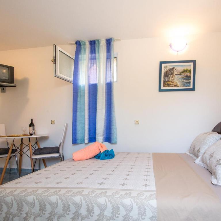 Apartments Vila Masha - Studio Apartment - 8
