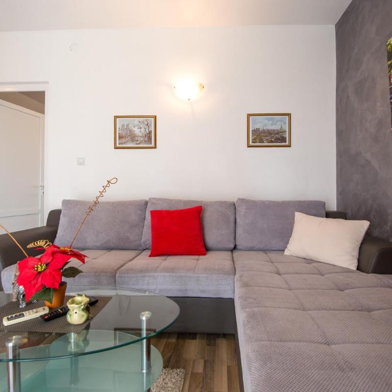 Villa Nadezda - One-Bedroom Apartment - 2