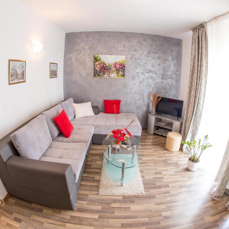 Villa Nadezda - One-Bedroom Apartment - 1