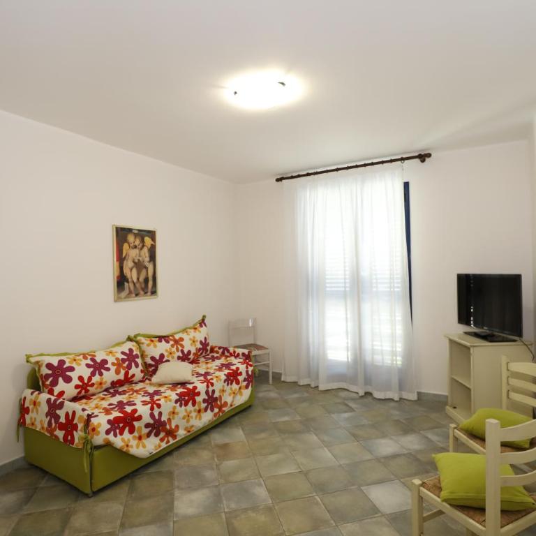 Hotel Celeste - Camera Matrimoniale Deluxe con Doccia - 5