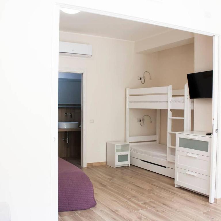 Casa Lorenzo - Appartamento con 1 Camera da Letto - 33