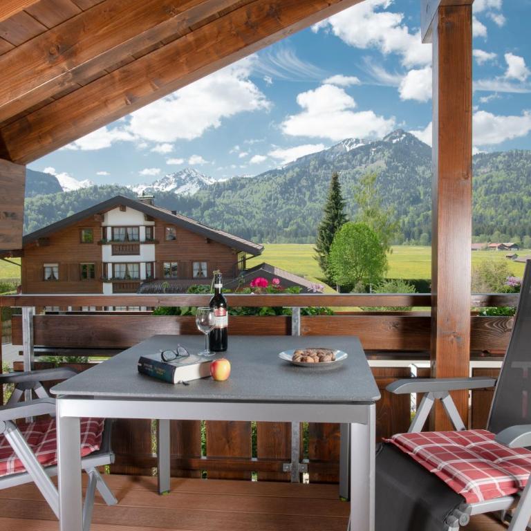 Landhaus Dodel - Apartment mit Balkon - 2