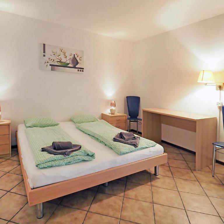 Apart Holidays - Residenza Flora - Appartamento con 2 Camere da Letto (6 Adulti) - 20