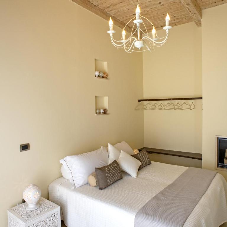 Perlage Suite Luxury B&B - Amazing view of Trulli - Camera Matrimoniale Deluxe con Balcone - 1