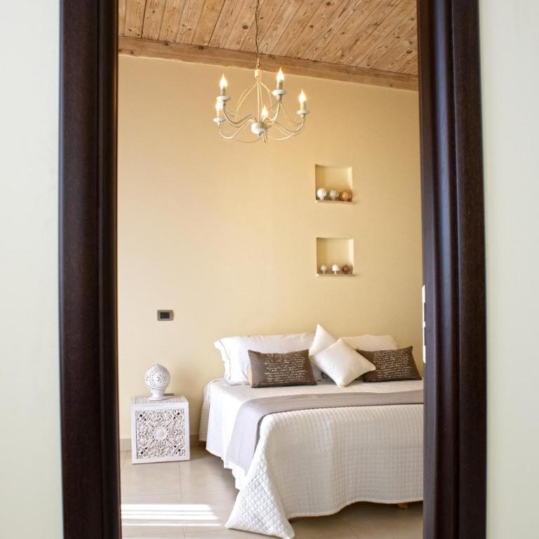 Perlage Suite Luxury B&B - Amazing view of Trulli - Camera Matrimoniale Deluxe con Balcone - 19