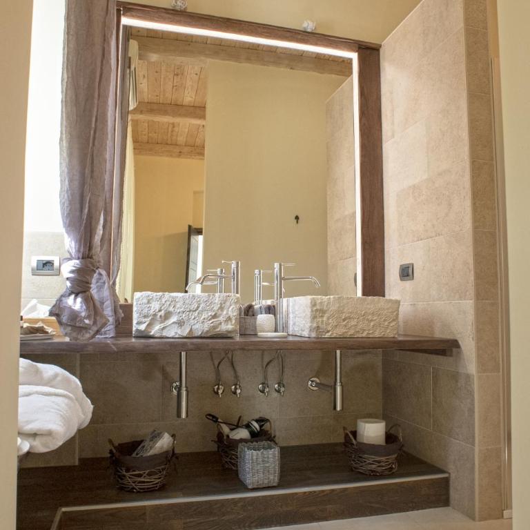 Perlage Suite Luxury B&B - Amazing view of Trulli - Camera Matrimoniale Deluxe con Balcone - 2