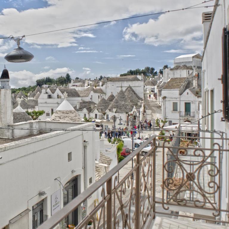 Perlage Suite Luxury B&B - Amazing view of Trulli - Camera Matrimoniale Deluxe con Balcone - 8