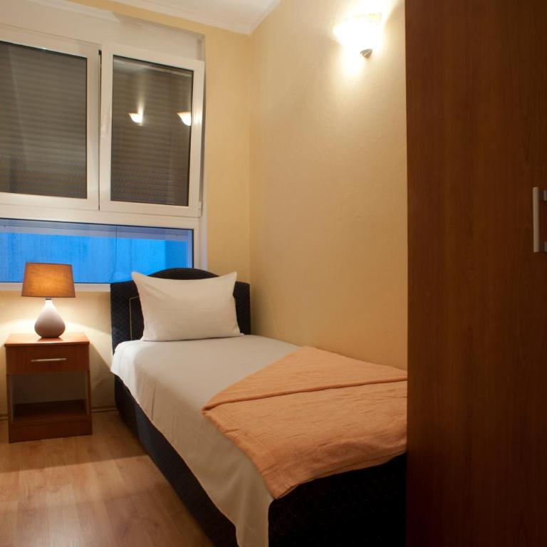 Castellamare Residence - Standard Studio (3 Adults) - 2