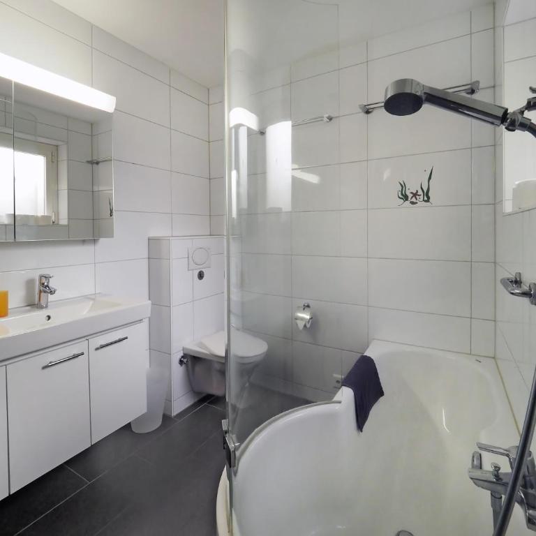 Apart Holidays - Residenza Flora - Appartamento con 2 Camere da Letto (6 Adulti) - 14
