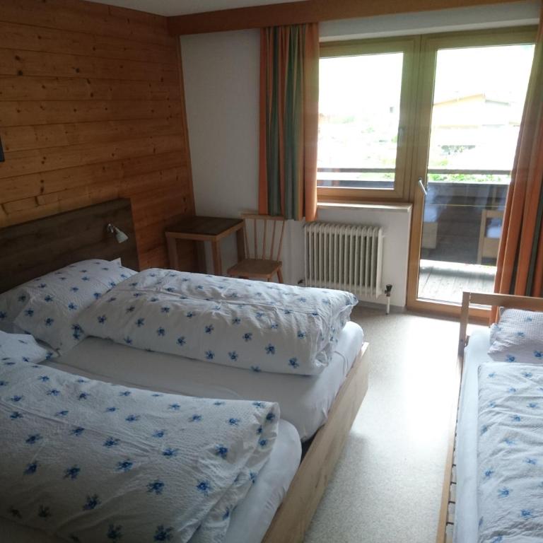 Pension Alpenstern - Dreibettzimmer - 2