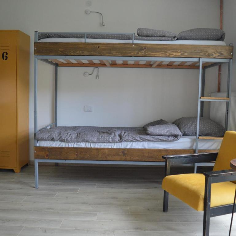 Mystic River Design Hostel - Krevet na Sprat u Muškoj Spavaonici - 2