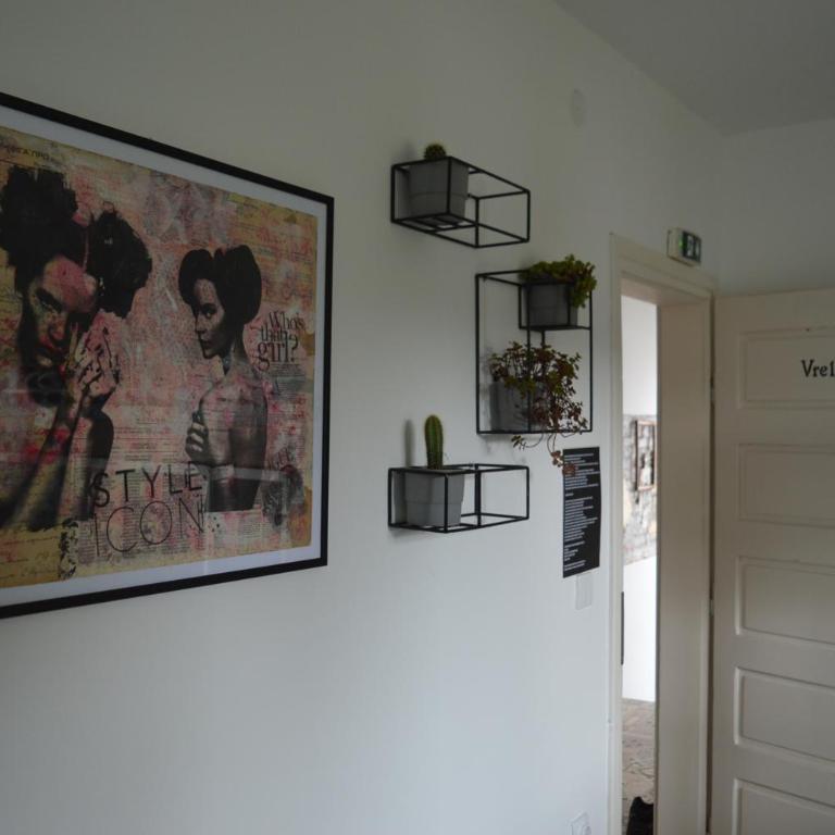 Mystic River Design Hostel - Krevet na Sprat u Mešovitoj Spavaonici - 1