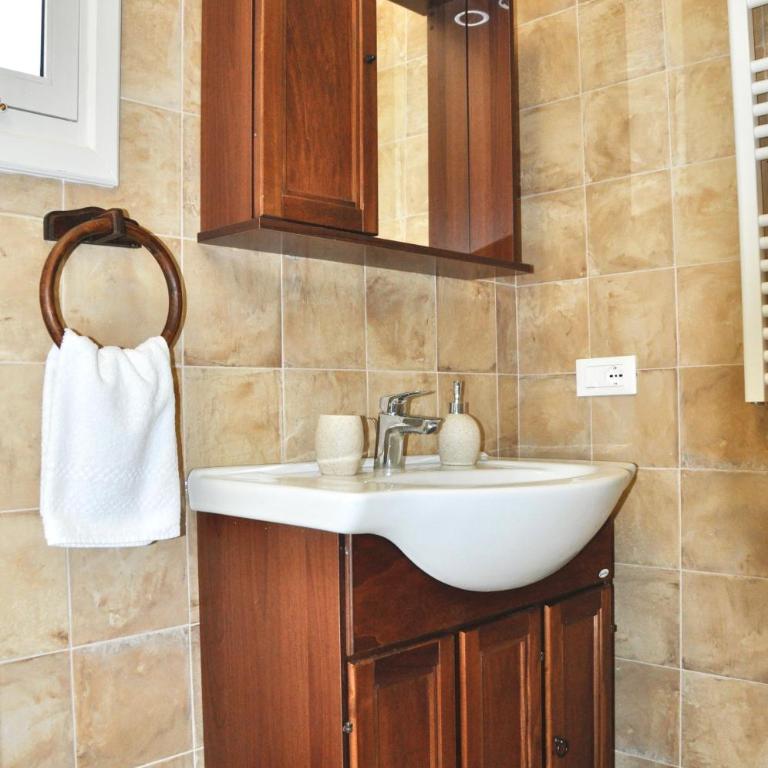 Casa Turi - Camera Matrimoniale con Bagno Privato - 4