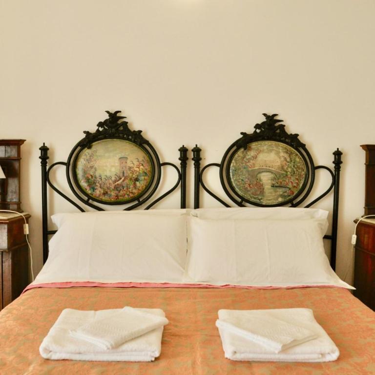 Casa Turi - Due Camere Triple Comunicanti con Bagno Privato Esterno - 12