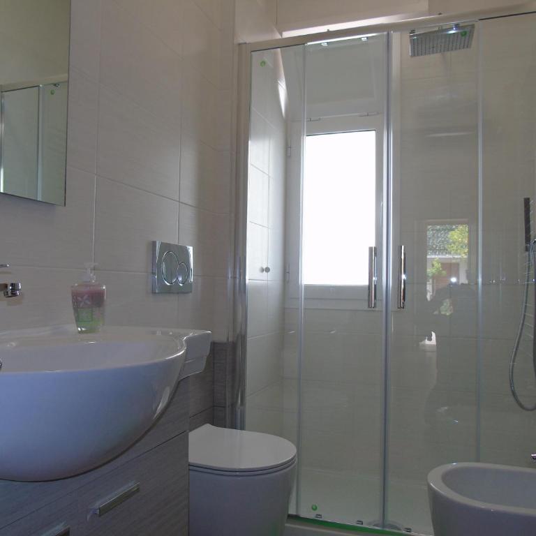 APARTMENT Aurora & Nicole IDEAL per bike 1 free parkings large e wi-fi free e x family mtb climbing con terazza vista mare - Appartamento con Balcone - 34