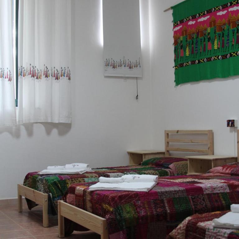 Beteyà Hostel Don Bosco - Triple Room - 5