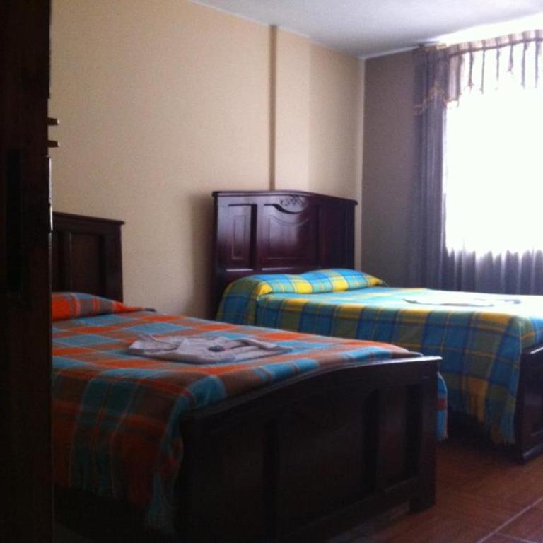 Hostal Jora Continental - Habitación Doble Estándar - 2 camas - 1