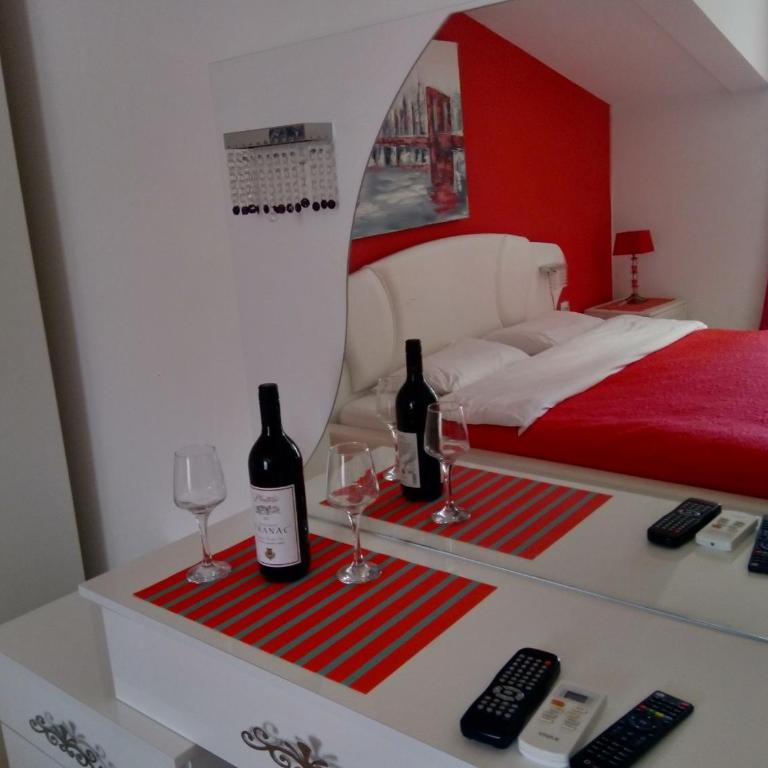 Apartmani M - Studio Apartment - 5