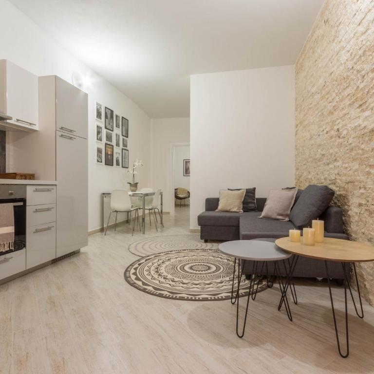 Via San Giacomo 10 - Apartment - 3