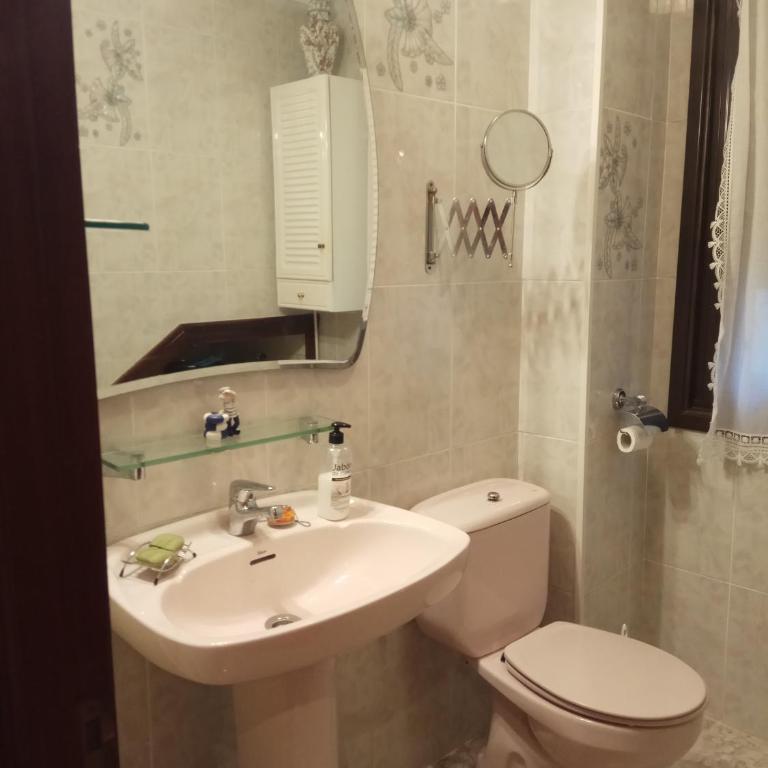 DUPLEX LLANES CENTRO-PLAYA, tranquilo y con garaje - Apartment - Split Level - 32