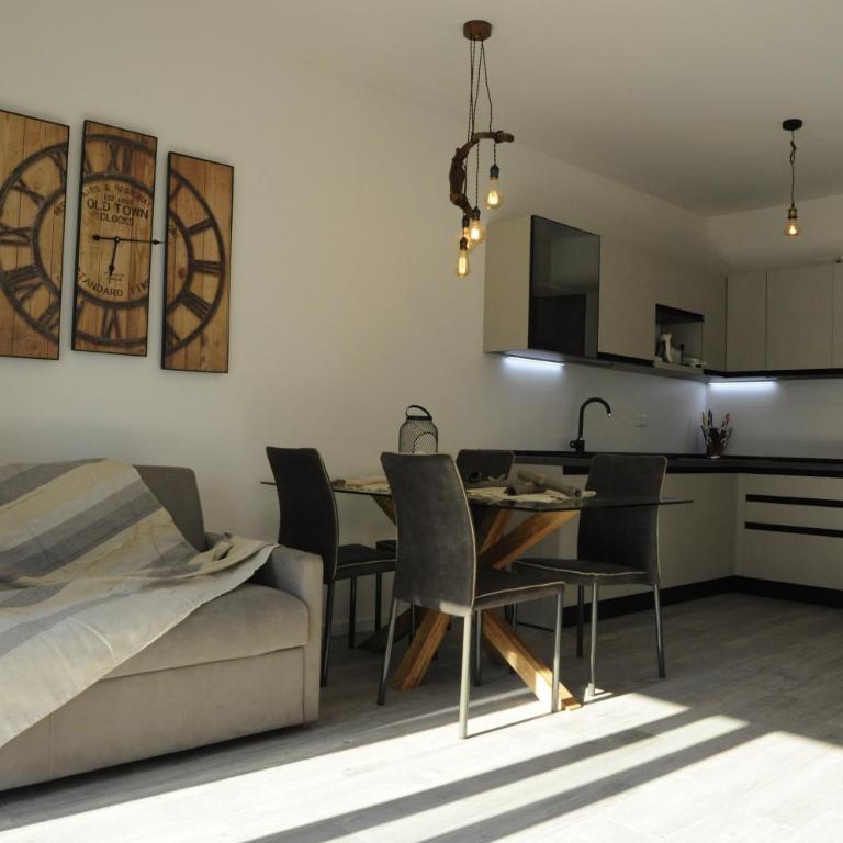 Casa Guarnati Lake View Apartments - Appartamento Superior - 11