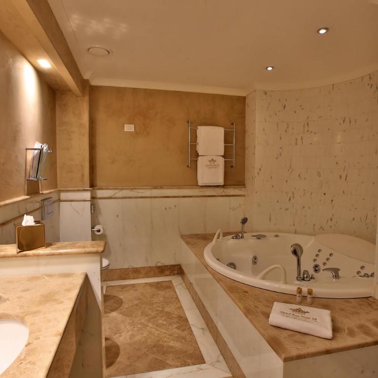 Hotel Rua Frati 48 in San Francesco - Junior Suite - 2