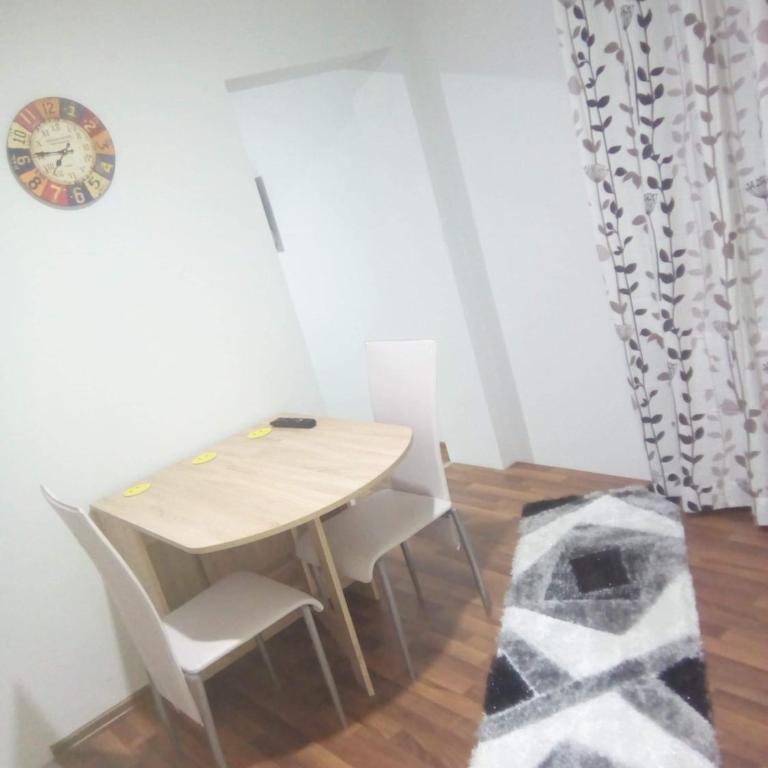 Apartmani Lana - One-Bedroom Apartment - 1