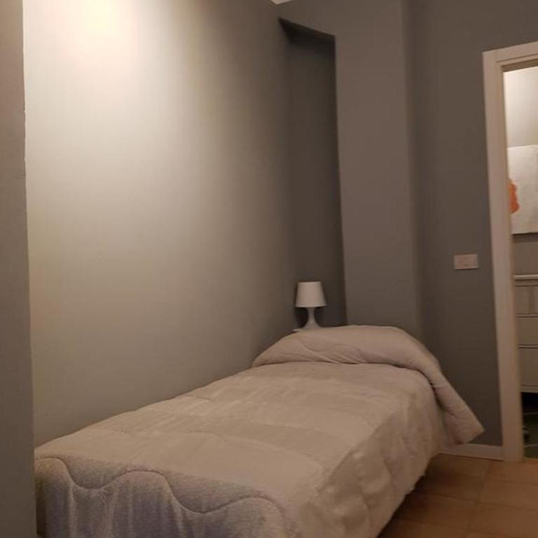 Trilocale Piazza Colombo - Apartment - 16