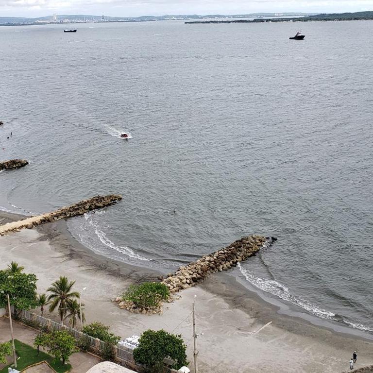 Alojamiento con Vista Y Salida al Mar - Apartment - 13