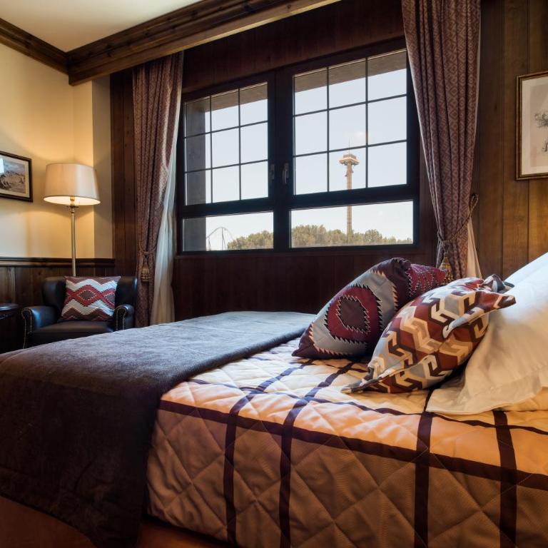 PortAventura Hotel Colorado Creek - Includes unlimited access to PortAventura Park & 1 access to Ferrari Land - Habitación Deluxe con acceso a PortAventura Park + 1 acceso a Ferrari Land (2 adultos) - 2