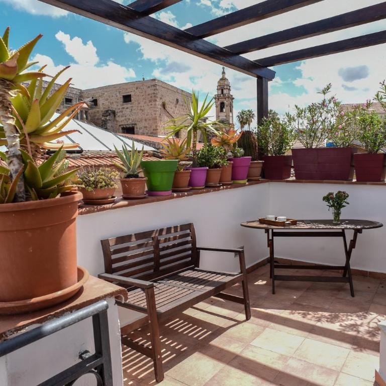 Rooms 19 B&B - Camera Tripla con Terrazza - 2