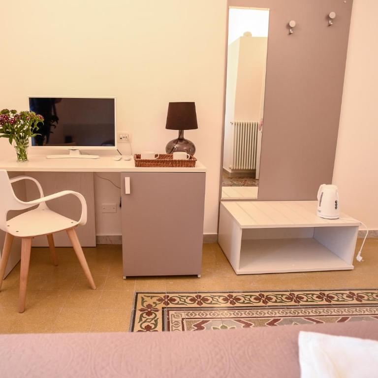 Rooms 19 B&B - Ampia Camera Matrimoniale/Doppia con Letti Singoli - 4