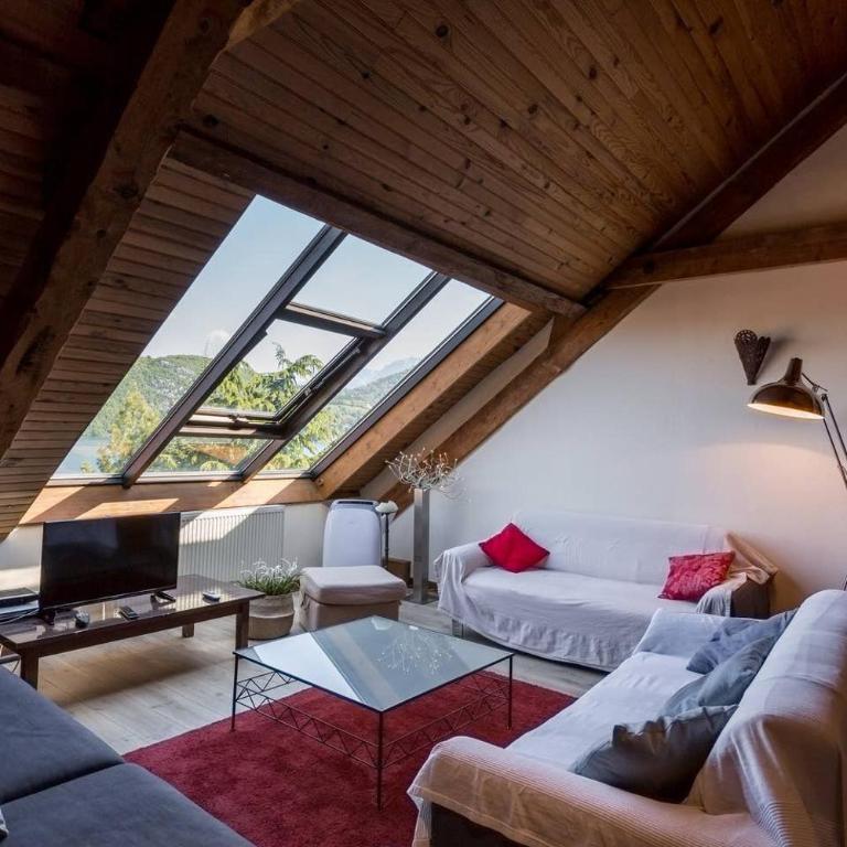 Duplex au Bord du Lac - Appartement - Vue sur Lac - 10