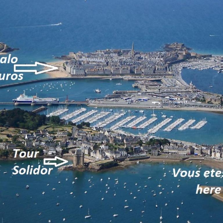 Logement entier Saint Malo vue mer, proche FERRY, commerces et plage Solidor 50 m - Appartamento con Vista Mare - 32