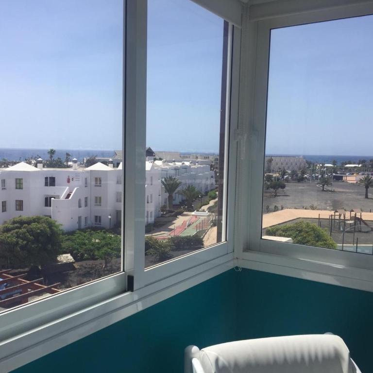 DARUMA APARTMENTS 3-Bedroom Penthouse with Sea Views - Three-Bedroom Apartment - 15