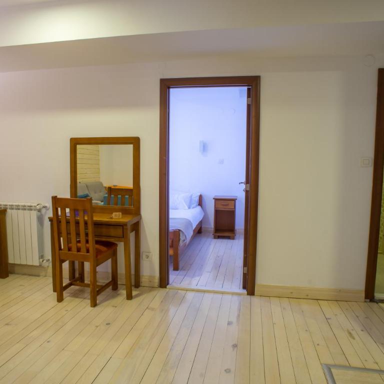 Hotel Polar Star - One-Bedroom Apartment - 7