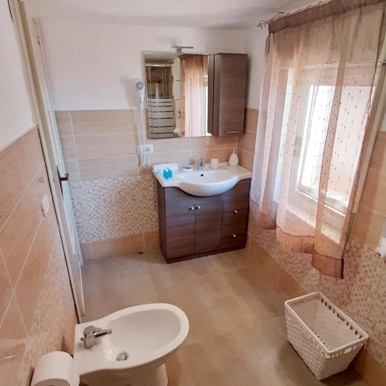 La Petite Maison - Apartment with Sea View - 52