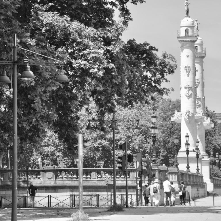 Romance au coeur de Bordeaux / Jardin Public - Maison de Vacances - 56