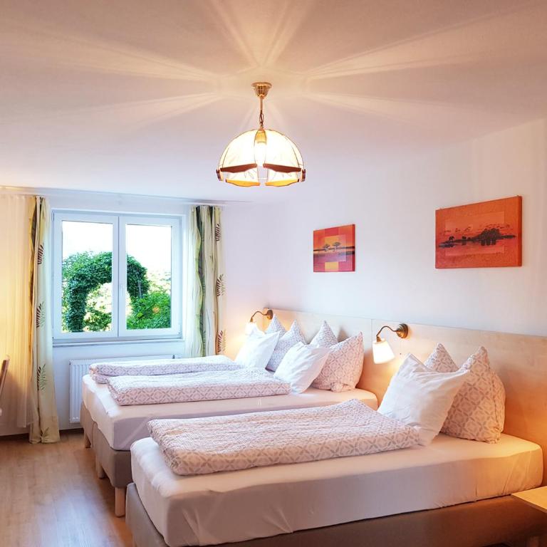 Aparthotel Pan Haus - Dreibettzimmer mit Bergblick - 5
