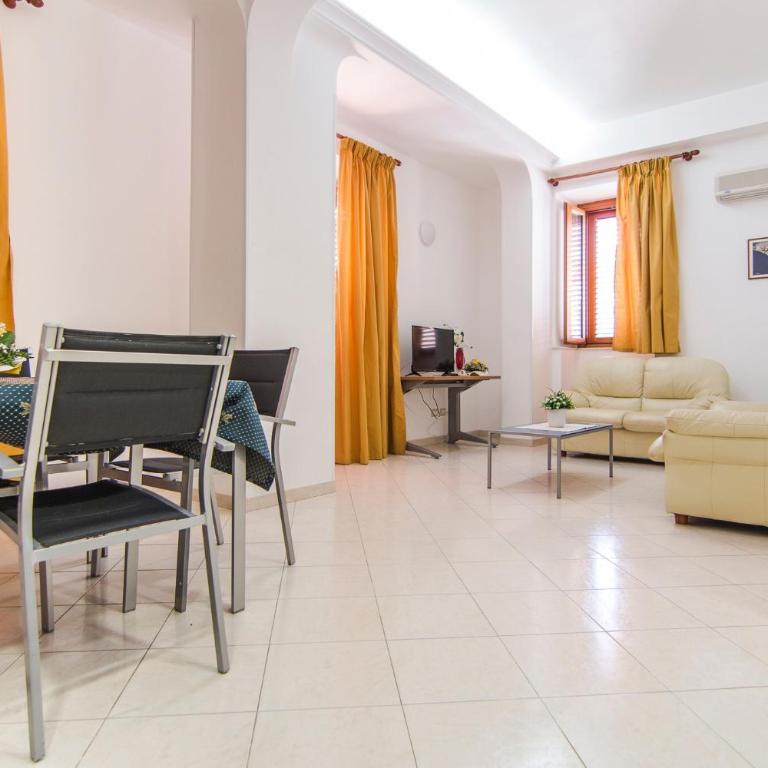 Appartamento Galatea - Appartamento con 2 Camere da Letto - 2