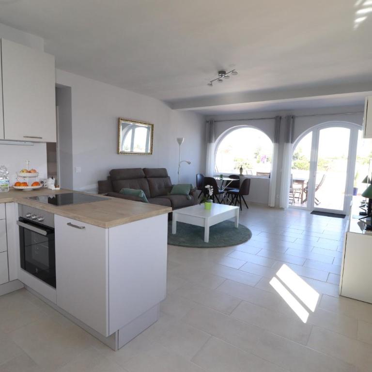 Miramar El Faro - One-Bedroom Apartment - 17