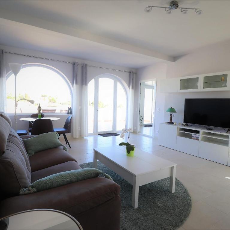 Miramar El Faro - One-Bedroom Apartment - 9